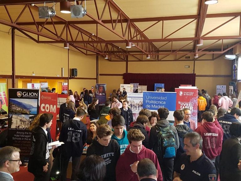 Participación en ferias y charlas -Access USA