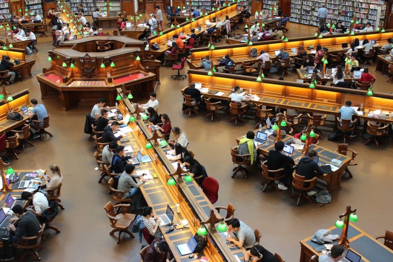 library-la-trobe-study-students-Access USA